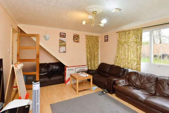 3 bed Terraced