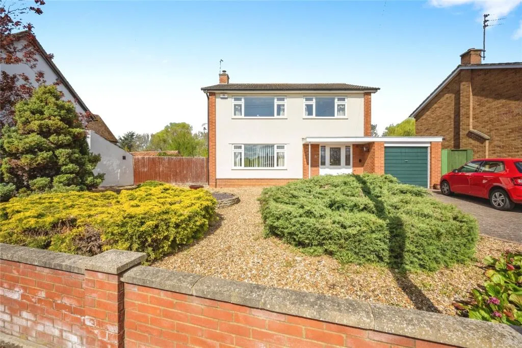 4 bed Detached