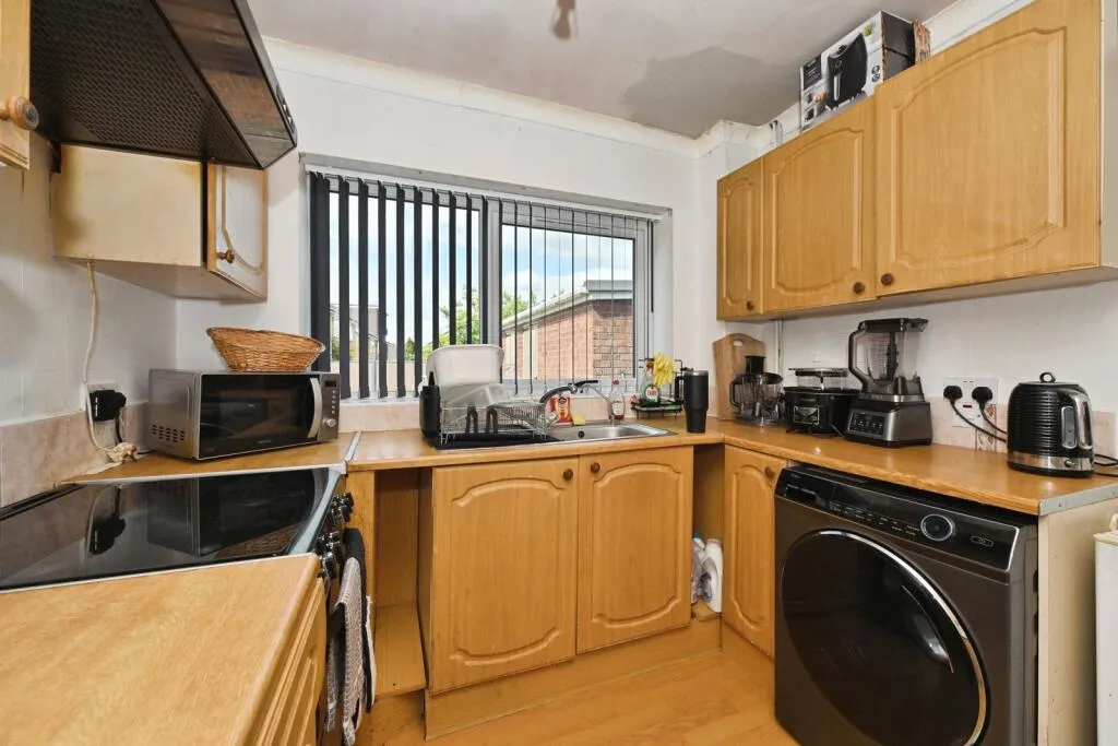 3 bed Semi-Detached