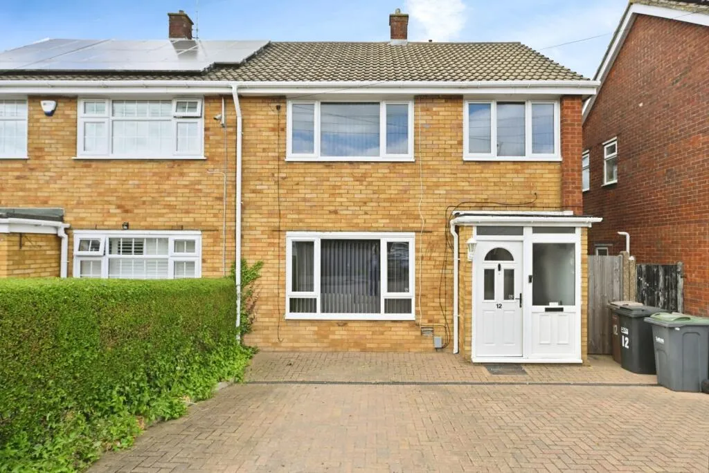 3 bed Semi-Detached