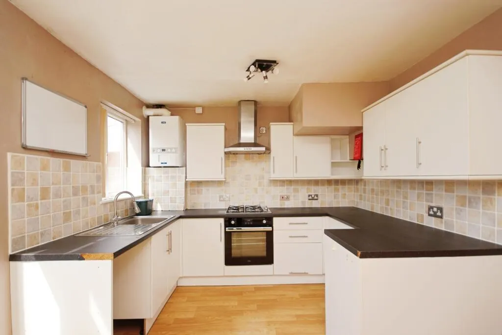 3 bed Terraced