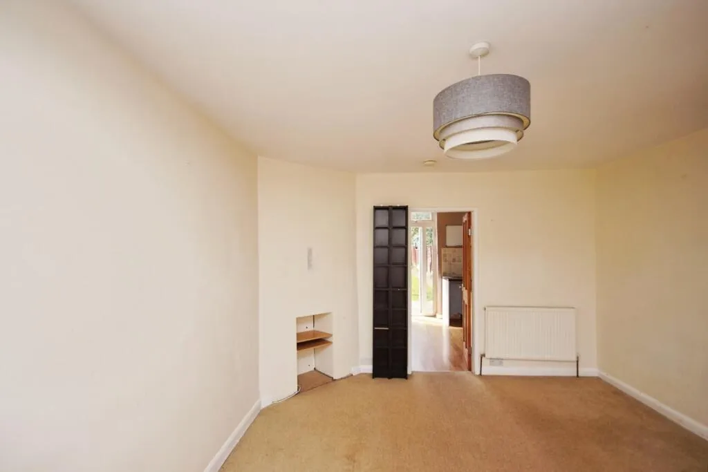 3 bed Terraced