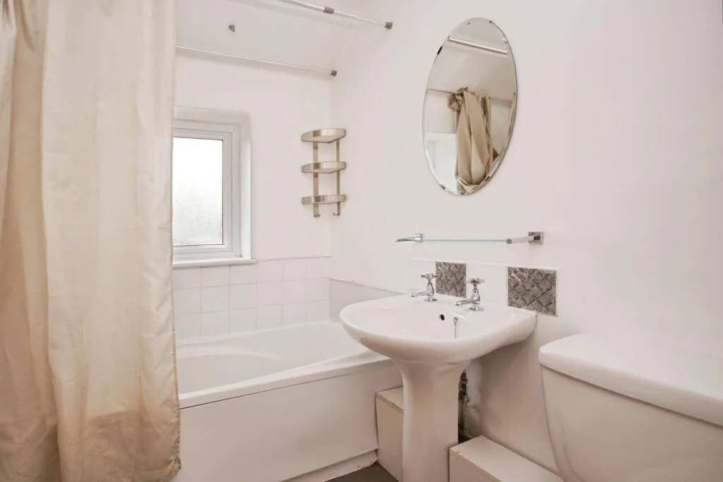 3 bed Terraced