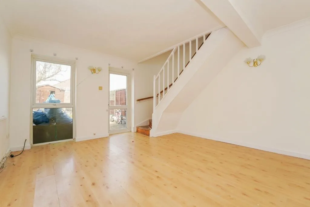 2 bed Terraced