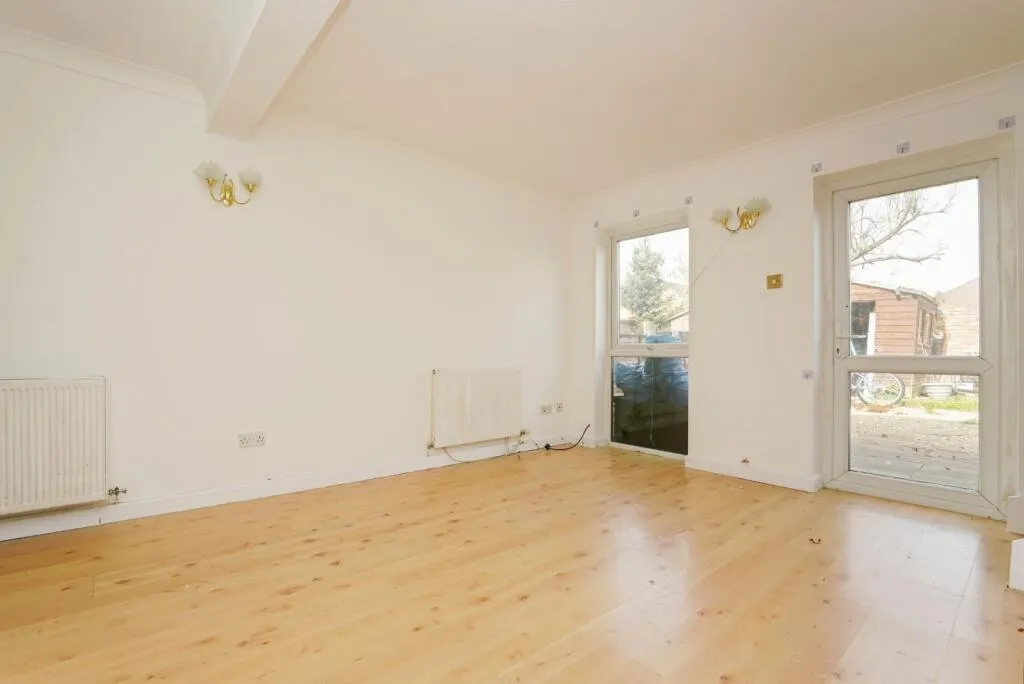 2 bed Terraced