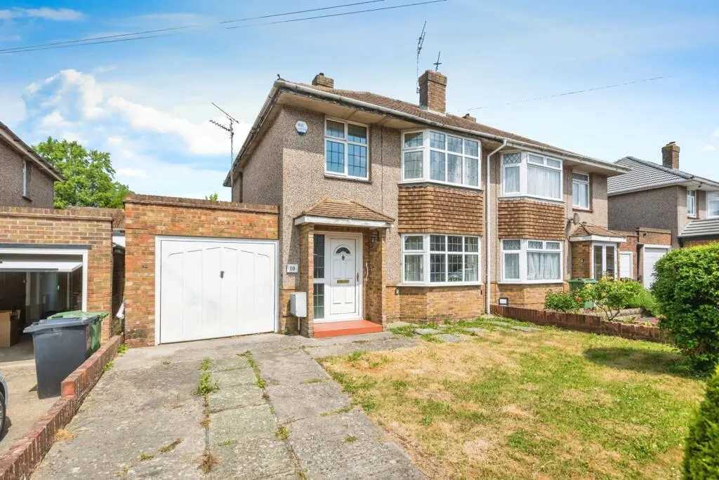 3 bed Semi-Detached