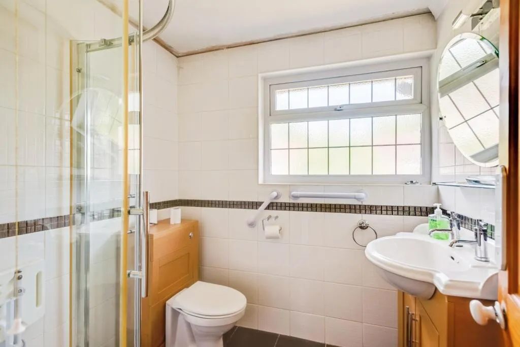 3 bed Semi-Detached