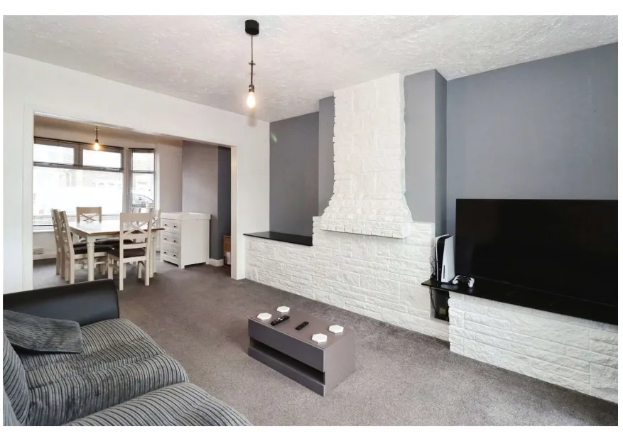 3 bed Terraced