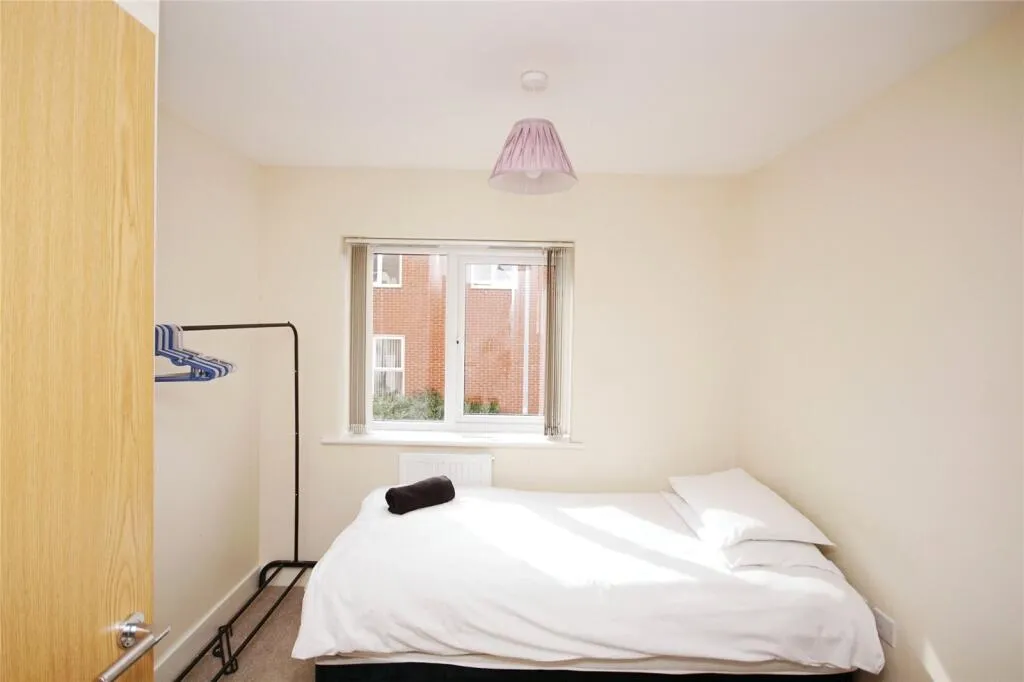 4 bed House
