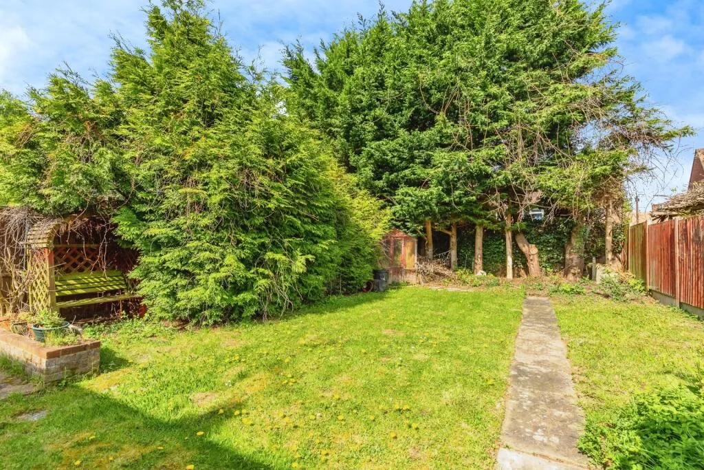 3 bed Semi-Detached