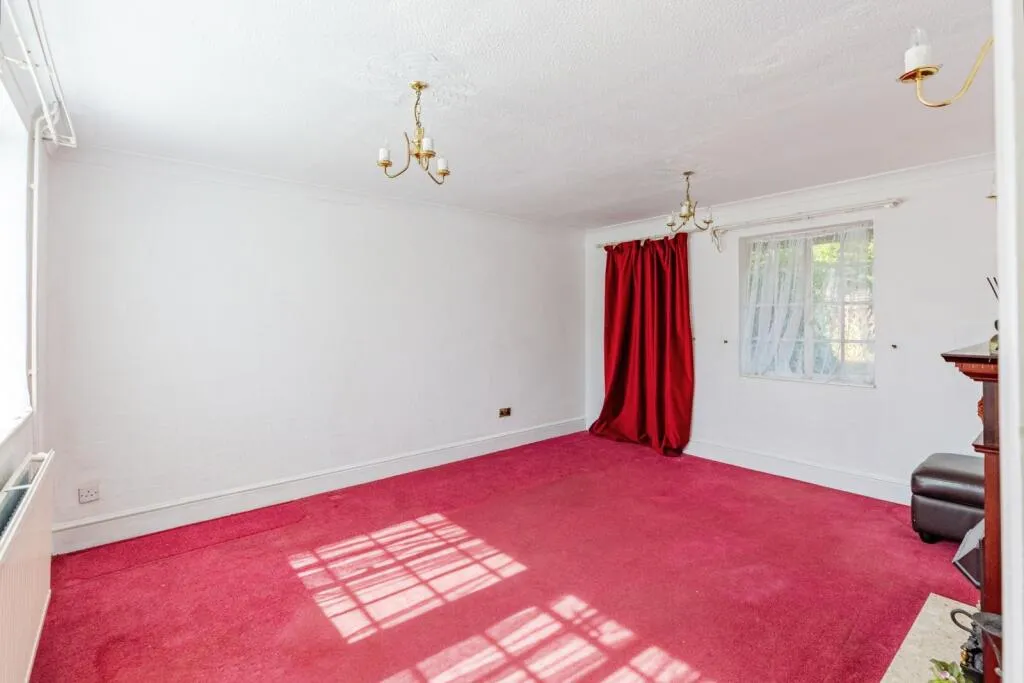 3 bed Semi-Detached