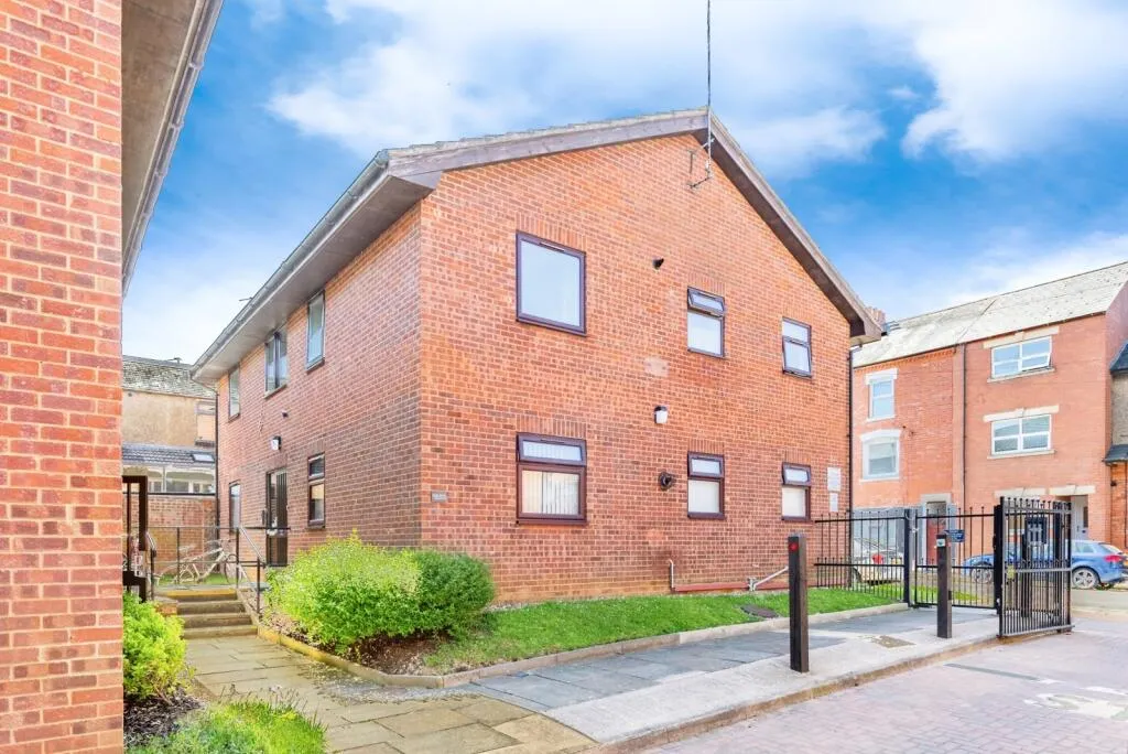 2 bed Apartment