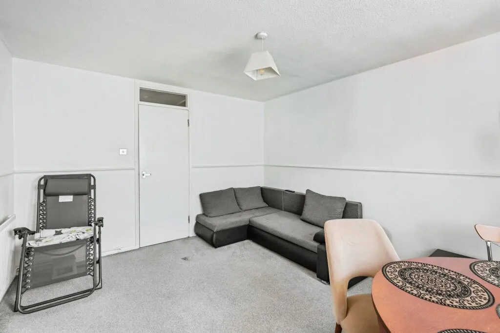 2 bed Apartment