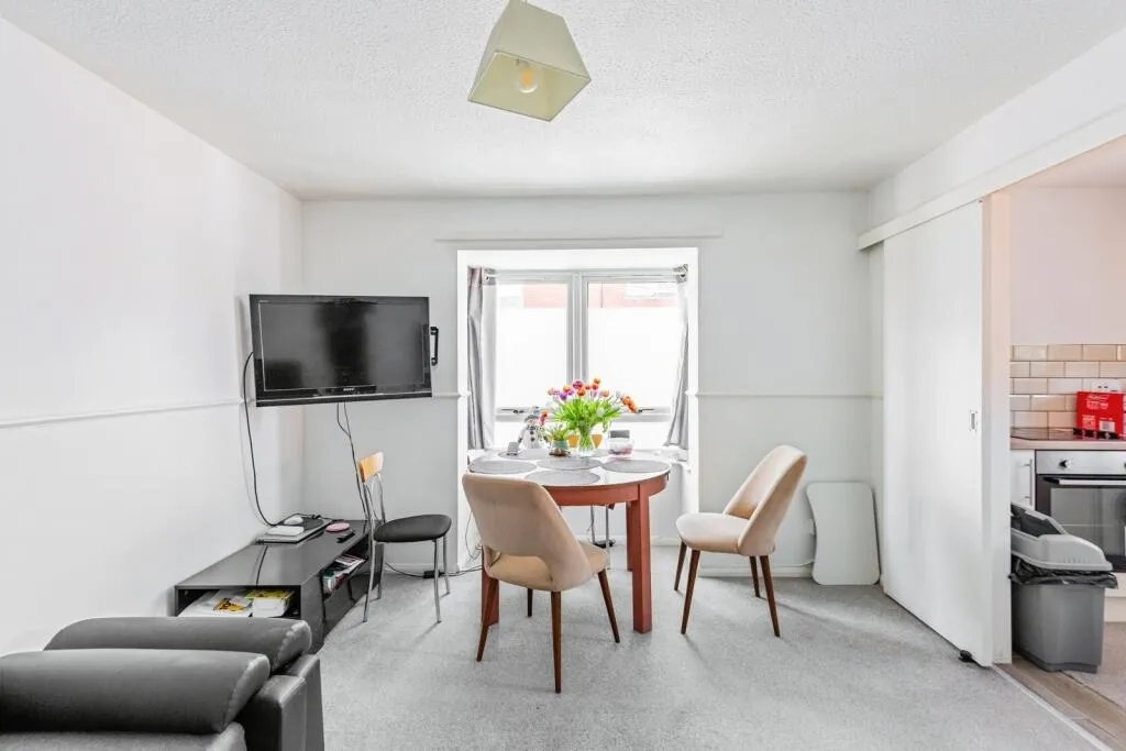 2 bed Apartment
