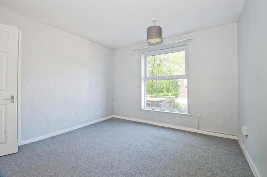 2 bed Apartment