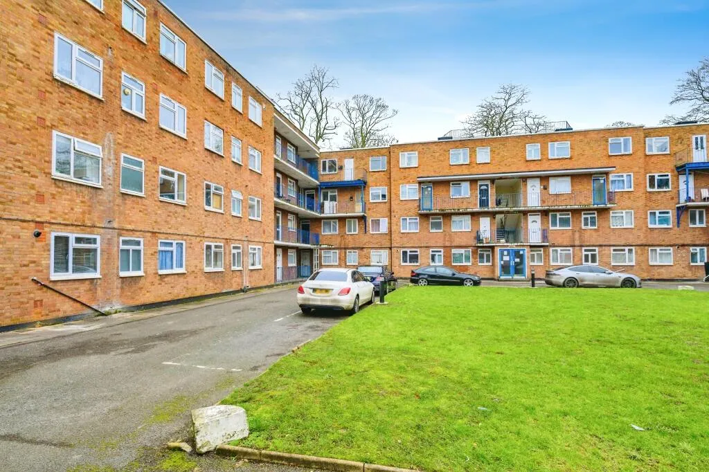 1 bed Apartment