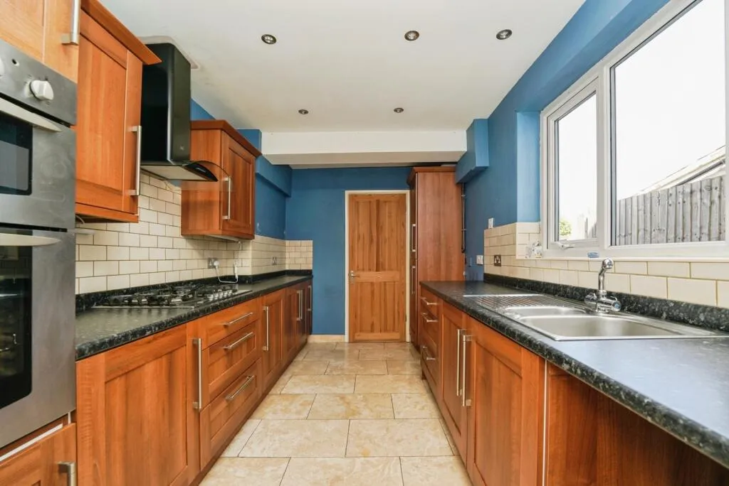3 bed Terraced