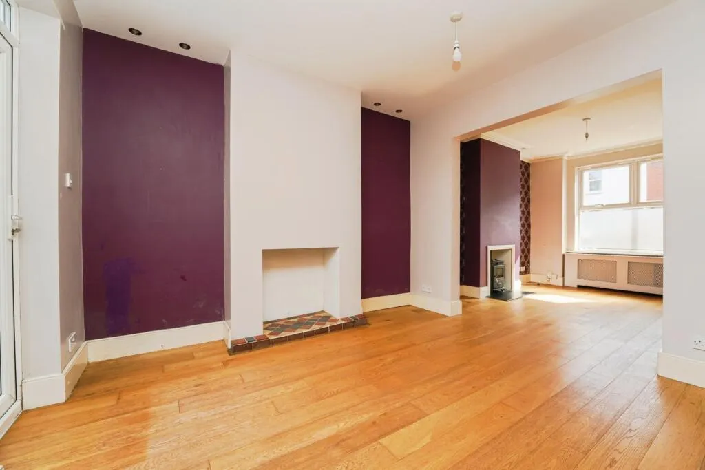3 bed Terraced