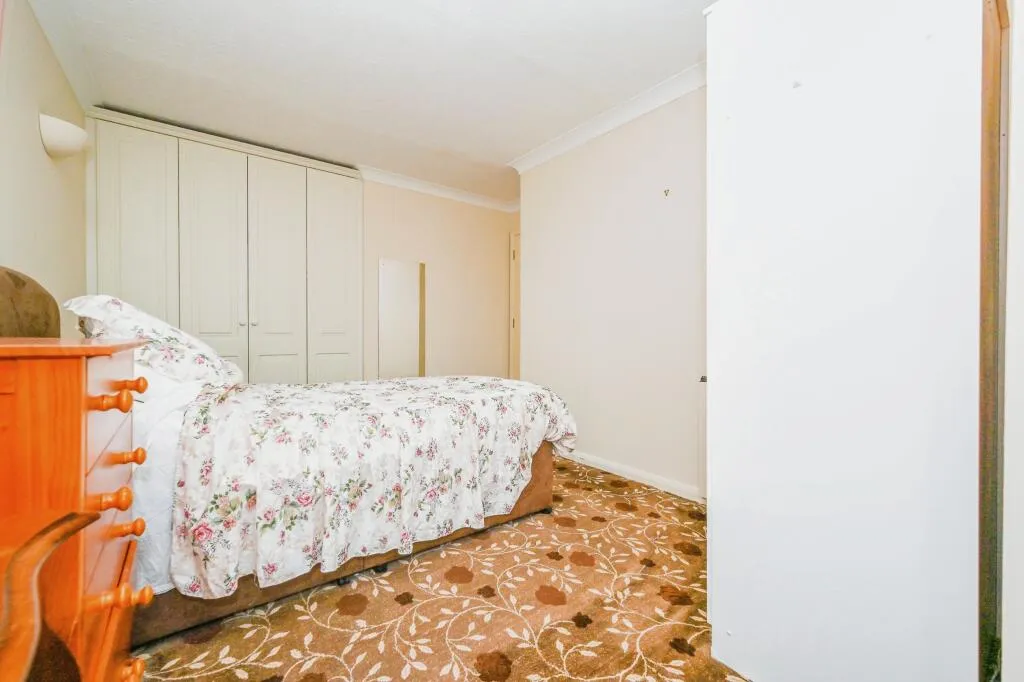 1 bed Retirement Property