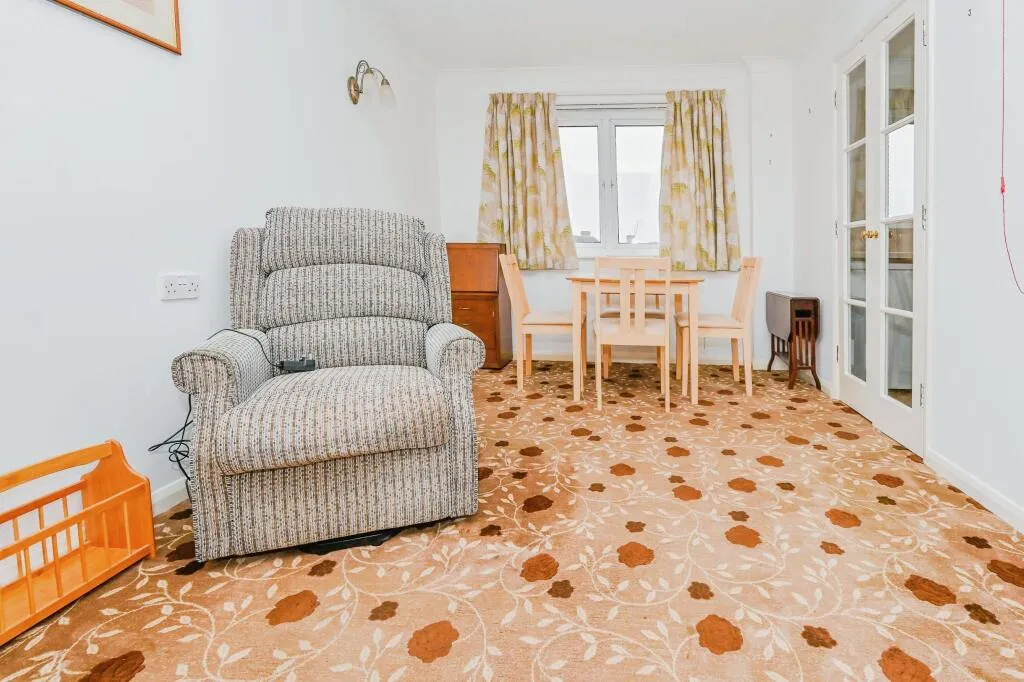 1 bed Retirement Property