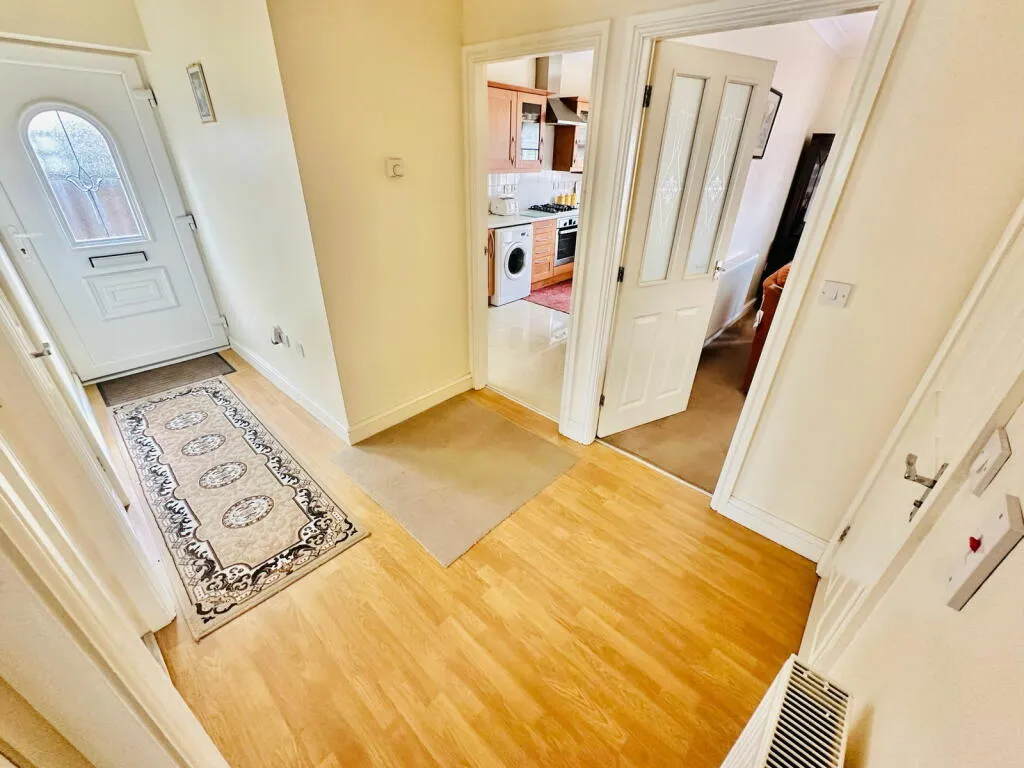 2 bed Detached Bungalow