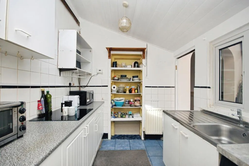 2 bed Terraced