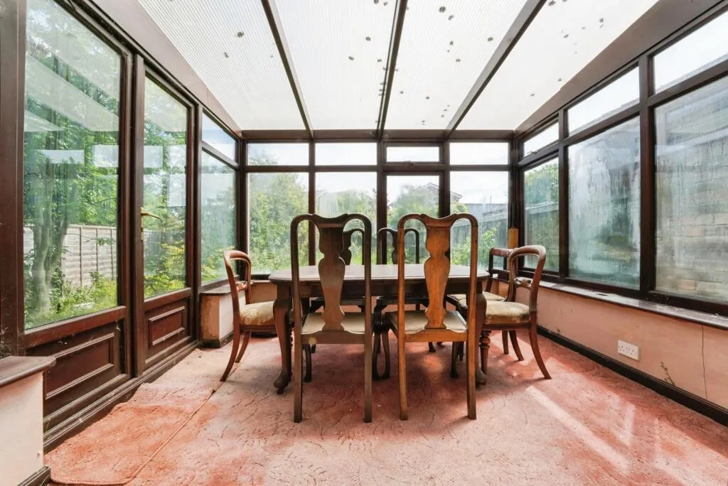 4 bed Semi-Detached