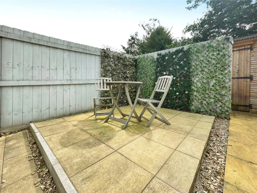 1 bed Ground Maisonette