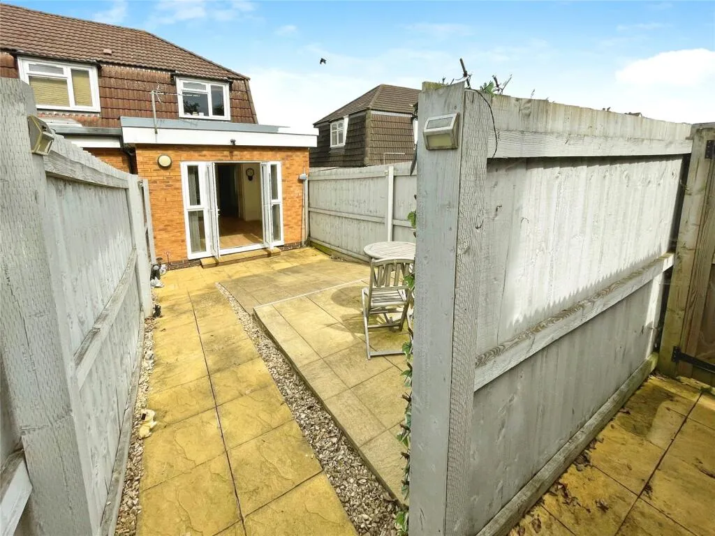 1 bed Ground Maisonette