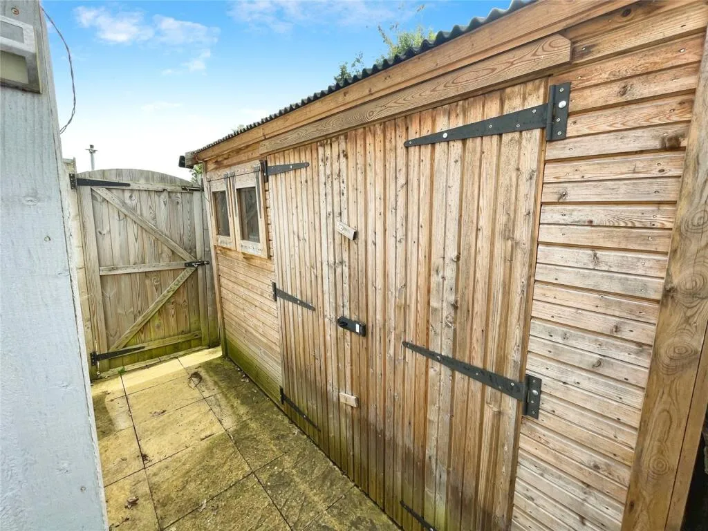 1 bed Ground Maisonette
