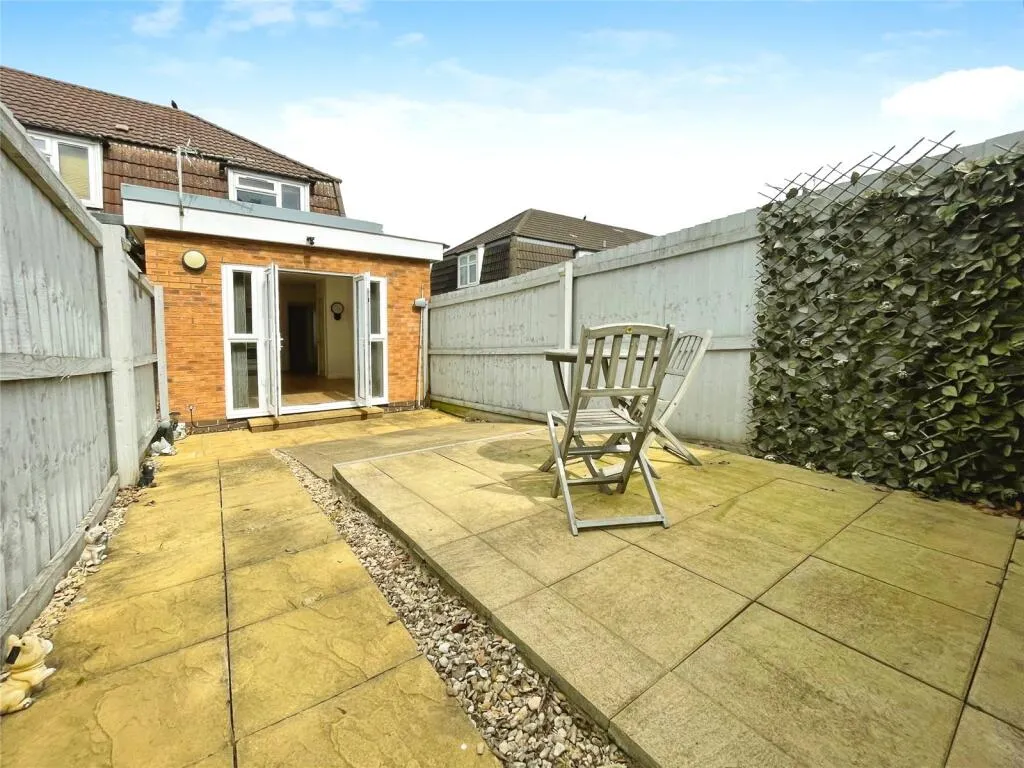 1 bed Ground Maisonette