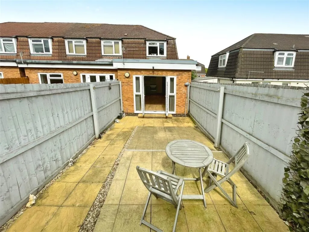 1 bed Ground Maisonette
