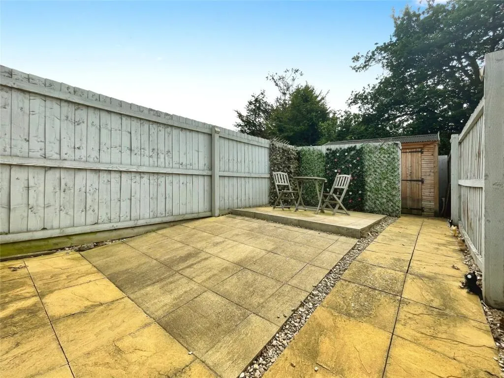 1 bed Ground Maisonette