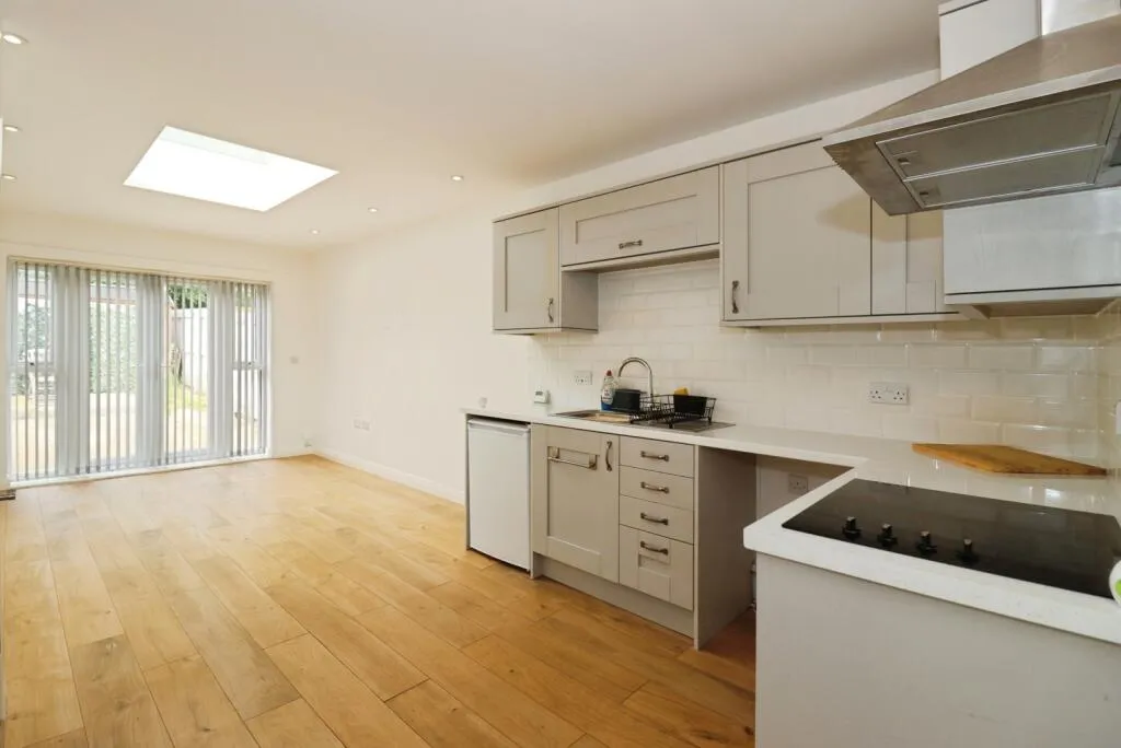 1 bed Ground Maisonette