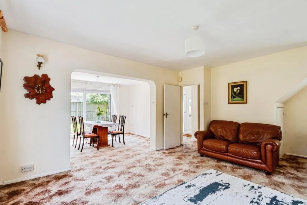 3 bed End of Terrace