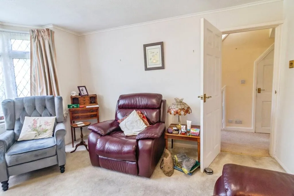 3 bed Semi-Detached