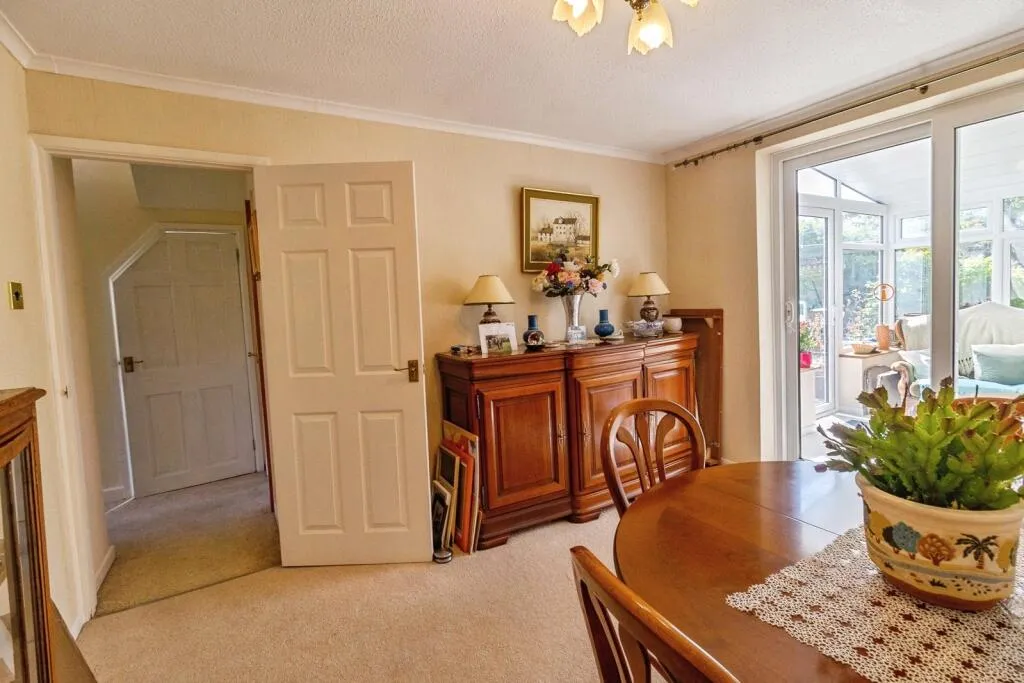 3 bed Semi-Detached