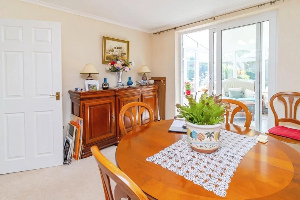 3 bed Semi-Detached