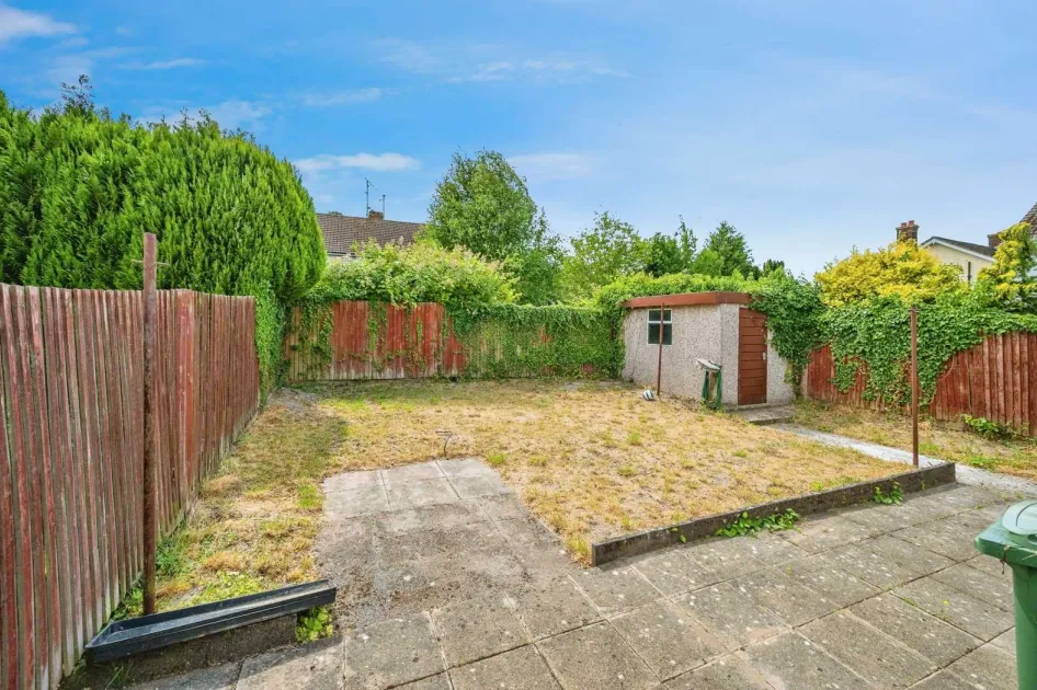 4 bed End of Terrace