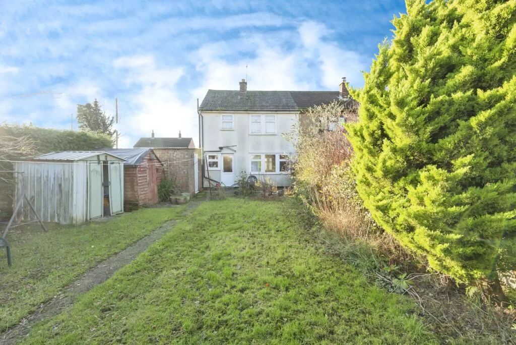 3 bed End of Terrace