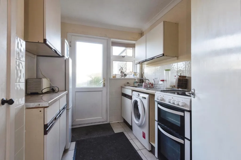 3 bed End of Terrace