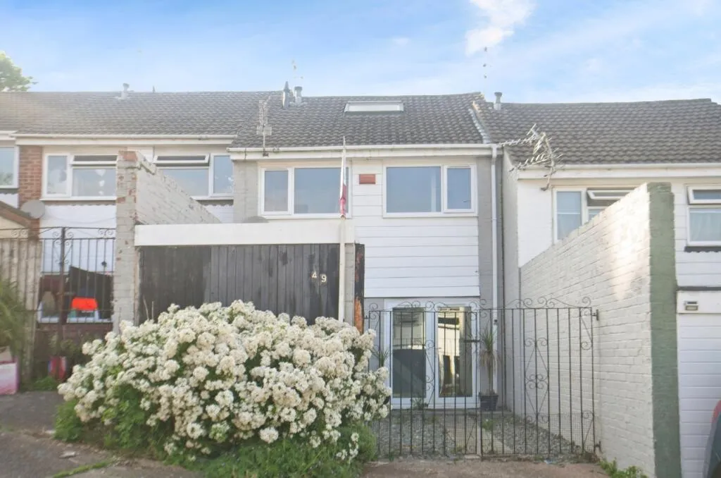 3 bed Terraced