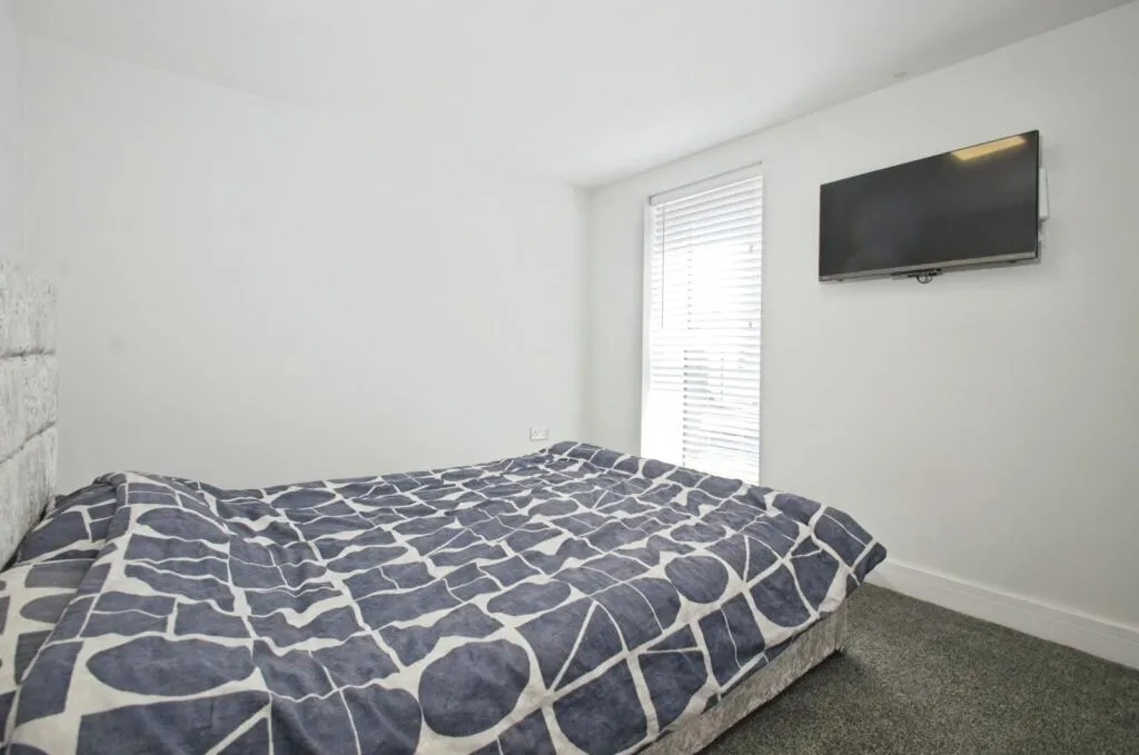2 bed Detached
