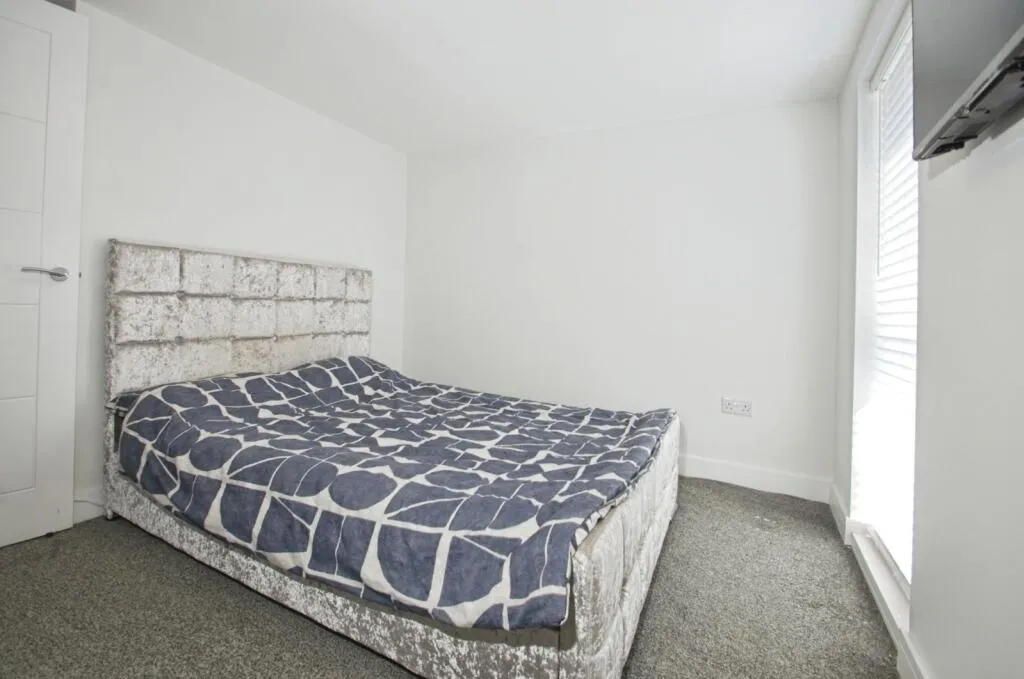 2 bed Detached