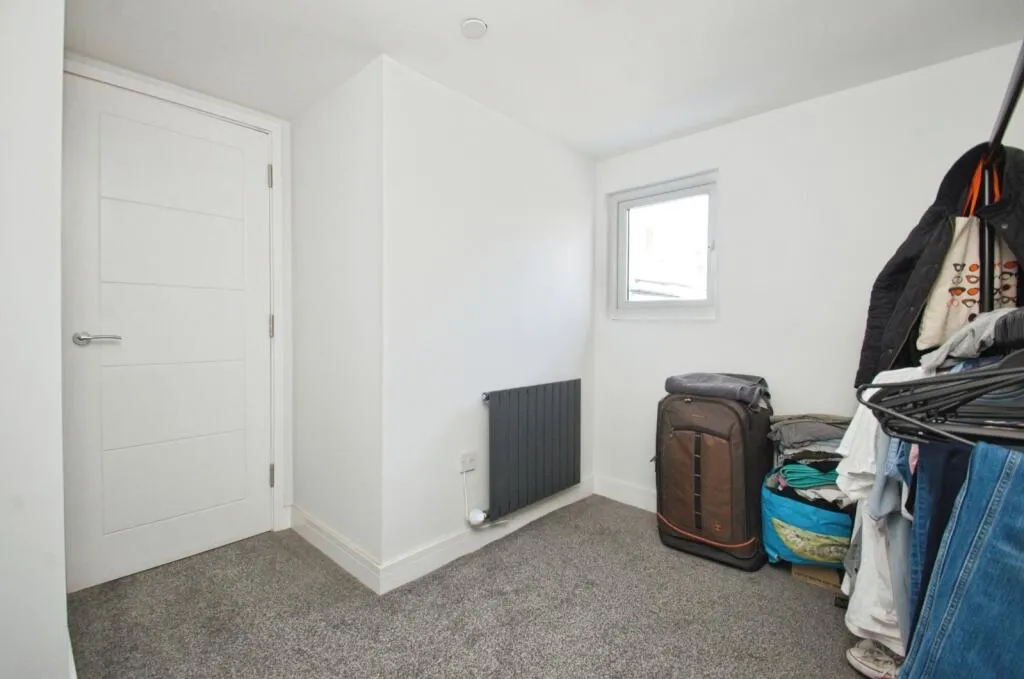 2 bed Detached