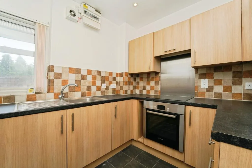 2 bed Ground Maisonette
