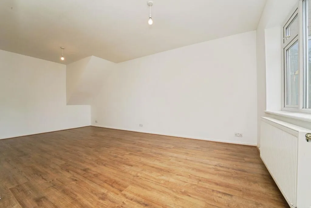 2 bed Ground Maisonette