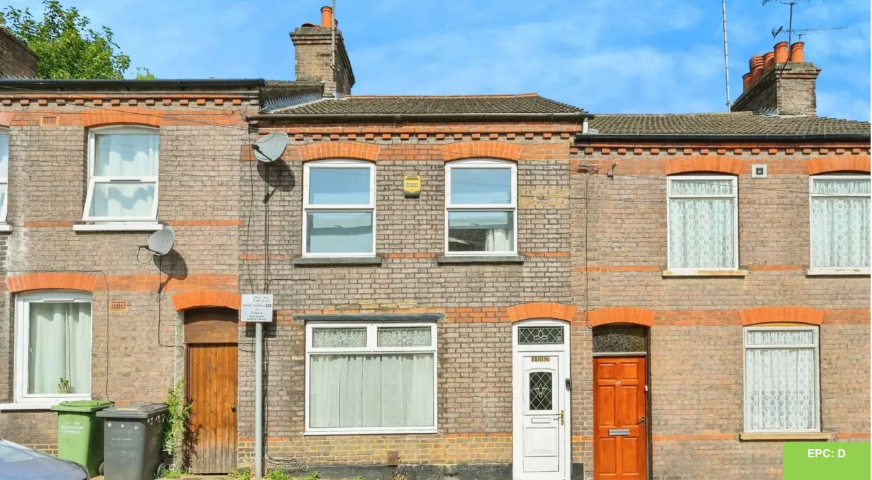 3 bed Terraced