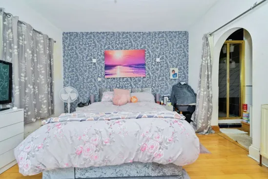 3 bed Terraced