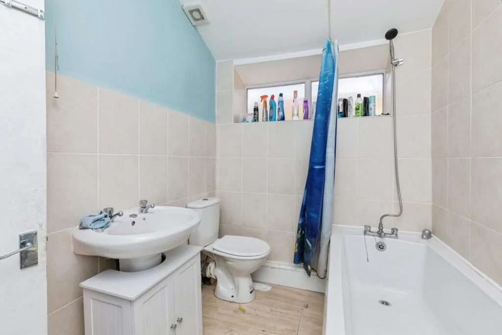 3 bed Terraced